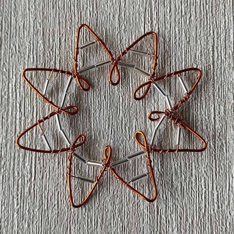 Workshop - DRÁTOVANÉ VÁNOČNÍ OZDOBY